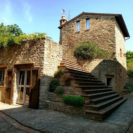 Castello Apartment Montelagello