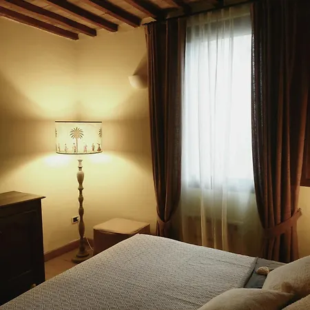 Castello Apartment *