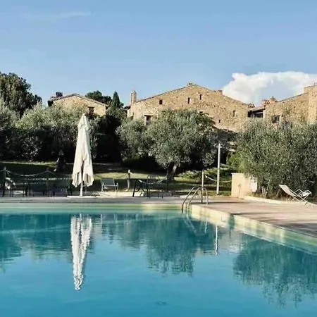 Castello Apartment *